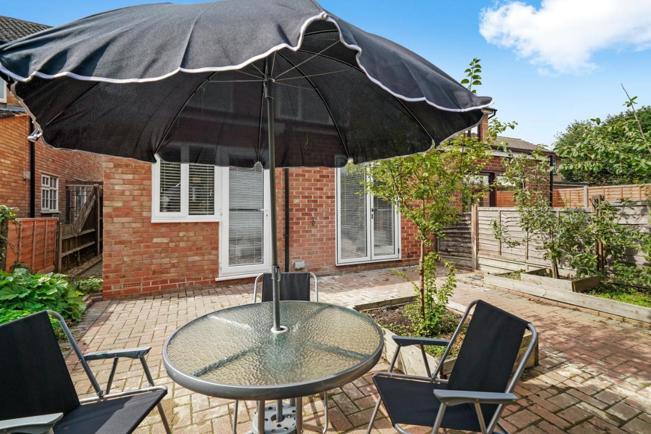 Ferienwohnung Boutique Heathrow Studio'S - Parking - Garden Harmondsworth Exterior foto