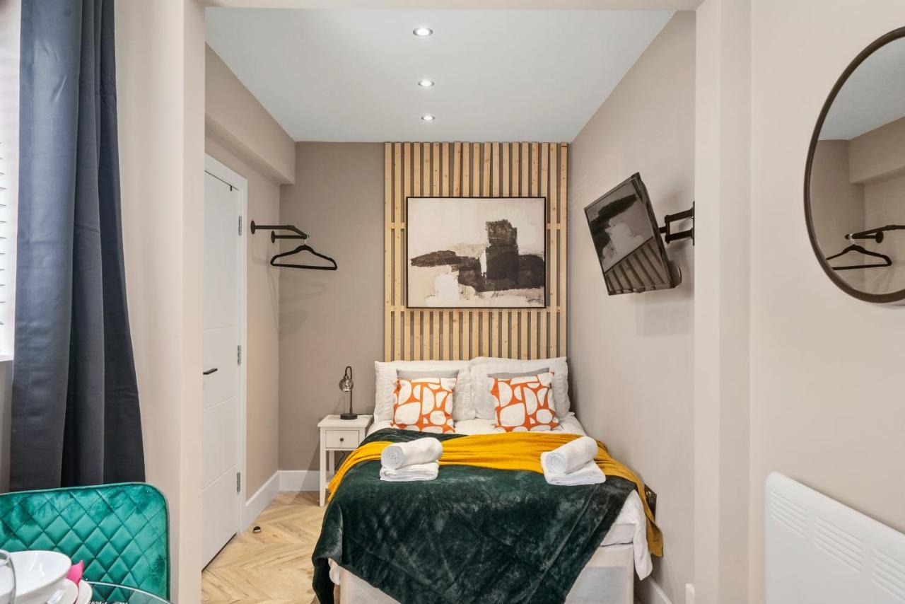 Ferienwohnung Boutique Heathrow Studio'S - Parking - Garden Harmondsworth Exterior foto