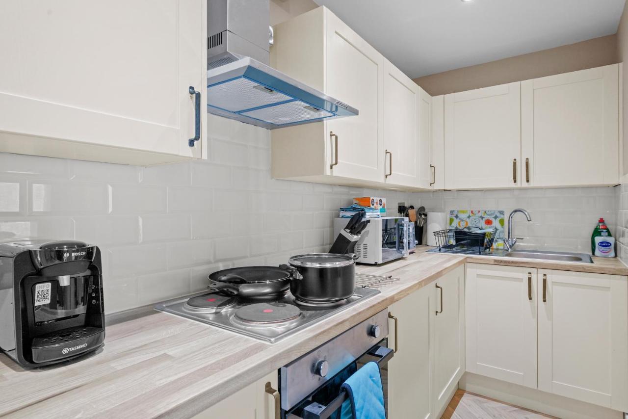 Ferienwohnung Boutique Heathrow Studio'S - Parking - Garden Harmondsworth Exterior foto