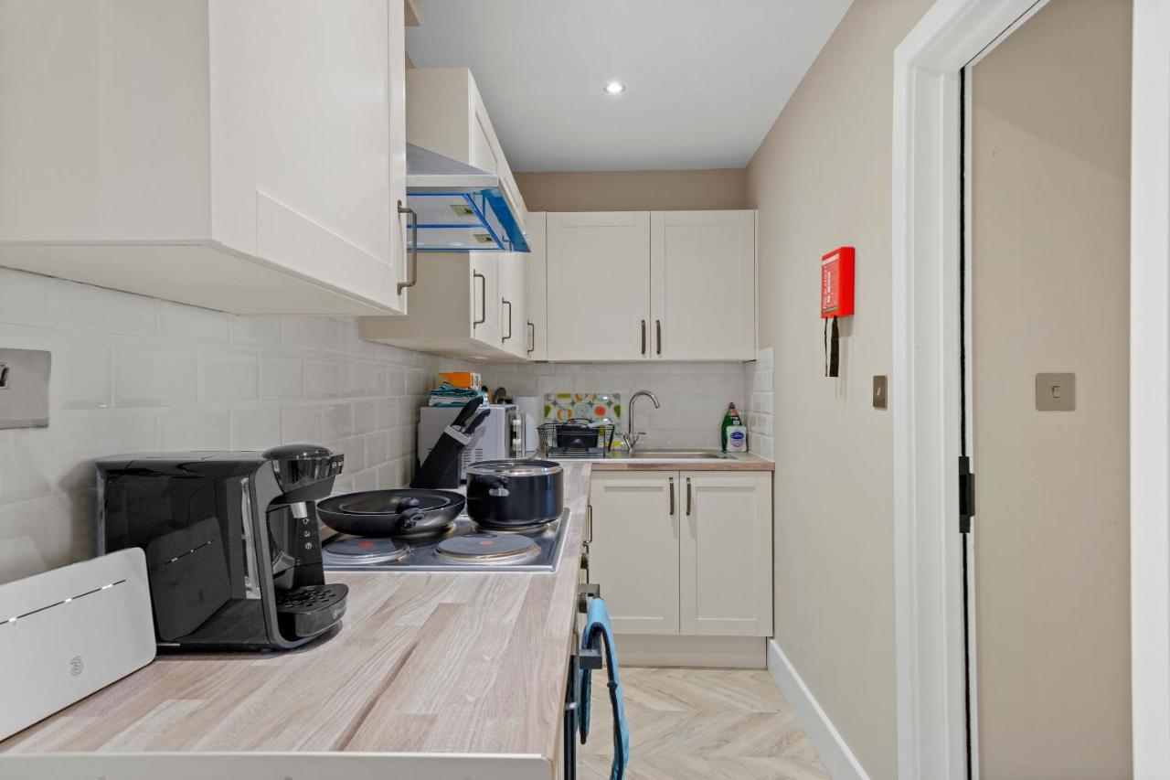 Ferienwohnung Boutique Heathrow Studio'S - Parking - Garden Harmondsworth Exterior foto